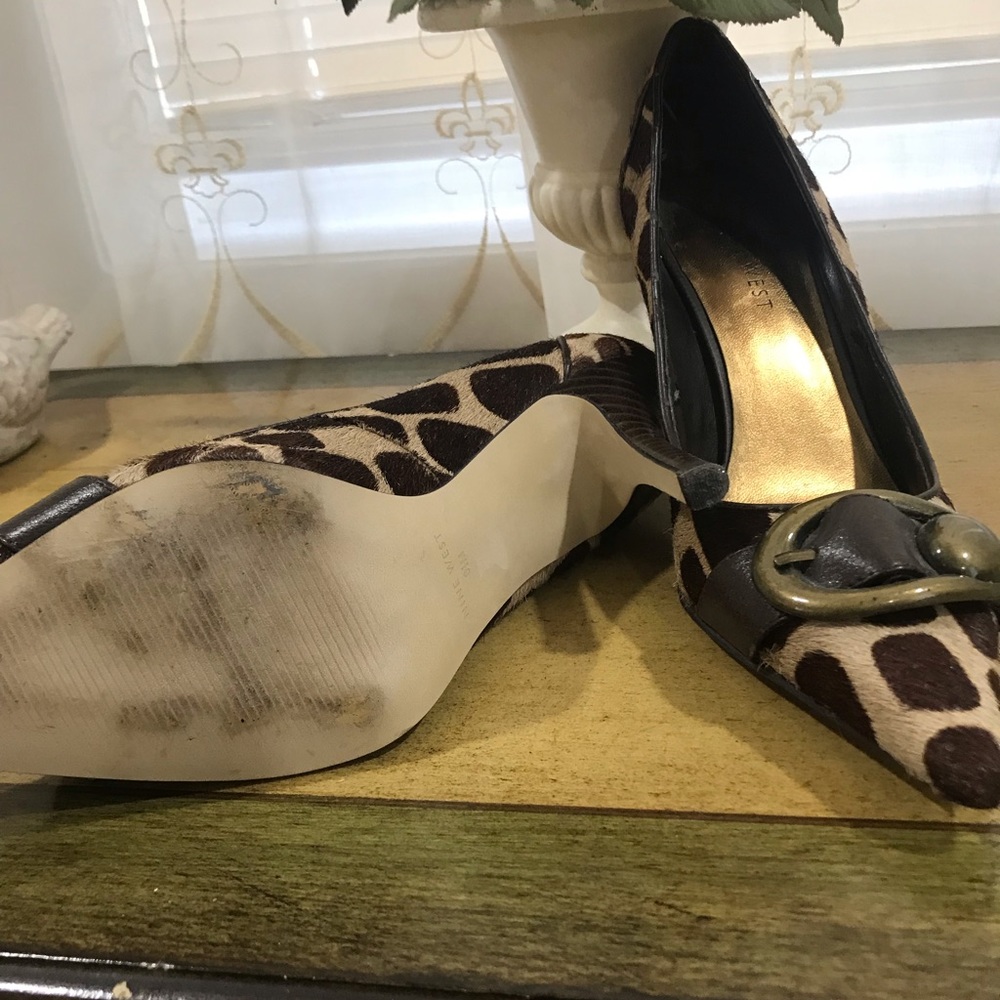 Pumps - Picture 4 of 5